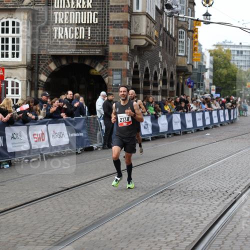 05.10.2025 - 20. swb-Marathon Bremen Yannick Fuchs http://msf.ph/oto/9277837 05.10.2025 12:40:14 Ziel 2138 meine-sportfotos.de