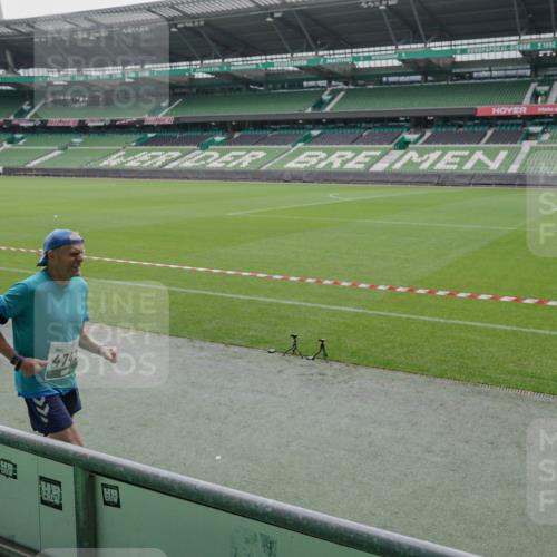 05.10.2025 - 20. swb-Marathon Bremen Michael Burmester http://msf.ph/oto/9277932 05.10.2025 12:57:54 Laufen im Stadion 237, 415, 613, 820, 846, 963, 1317, 1382, 1491, 2158, 2234, 2240, 2304, 2522, 2648, 2662, 2893, 3373, 3396, 3591, 3798, 3969, 3977, 4089, 4102, 4287, 4389, 4401, 4446, 4496, 4747, 4821, 5100, 5149, 5163, 5313, 5562, 5645, 5728, 5917, 6161, 6317, 6326, 6372, 6486, 6525, 6534, 6535, 6768, 6999, 7053, 7371, 7588, 7731, 7911, 7940, 8023, 8091, 8113, 8128, 8328, 8576, 8801, 8827, 8903, 8964, 8993, 9151, 9983, 11658, 31, 246, 299, 305, 479, 833, 1595, 1627 meine-sportfotos.de