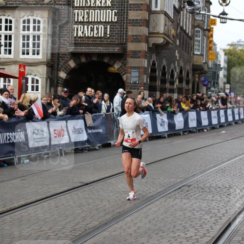 05.10.2025 - 20. swb-Marathon Bremen Yannick Fuchs http://msf.ph/oto/9278065 05.10.2025 12:40:33 Ziel 4 meine-sportfotos.de