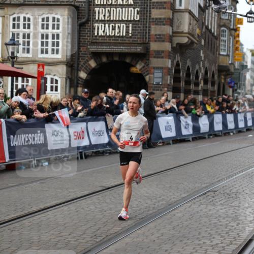 05.10.2025 - 20. swb-Marathon Bremen Yannick Fuchs http://msf.ph/oto/9278077 05.10.2025 12:40:33 Ziel 4 meine-sportfotos.de