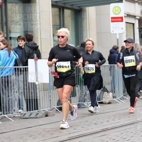 05.10.2025 - 20. swb-Marathon Bremen Strokosch-Dieckow http://msf.ph/oto/9278082 05.10.2025 11:14:41 Ziel 9303, 10496, 10647, 10984, 11107, 11293, 11345, 11448, 11607, 11635, 9303, 10496, 10647, 10984, 11107, 11293, 11345, 11448, 11607, 11635 meine-sportfotos.de