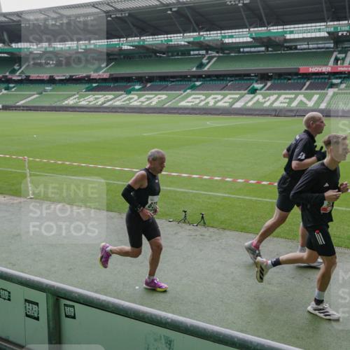 05.10.2025 - 20. swb-Marathon Bremen Michael Burmester http://msf.ph/oto/9278098 05.10.2025 12:58:18 Laufen im Stadion 90, 415, 726, 846, 963, 988, 1503, 1619, 1716, 2158, 2234, 2240, 2648, 2662, 2734, 2821, 2893, 2922, 3254, 3373, 3467, 3573, 3602, 3977, 4102, 4287, 4389, 4401, 4446, 4709, 4747, 5163, 5214, 5261, 5313, 5562, 5645, 5728, 5917, 6113, 6161, 6317, 6326, 6372, 6525, 6672, 6675, 6676, 6944, 6999, 7038, 7053, 7588, 7731, 7813, 7911, 7976, 8091, 8113, 8128, 8328, 8379, 8576, 8827, 8972, 8993, 9112, 9151, 11658, 237, 613, 820, 1317, 1491, 2304, 2522, 3396, 3591, 8128 meine-sportfotos.de