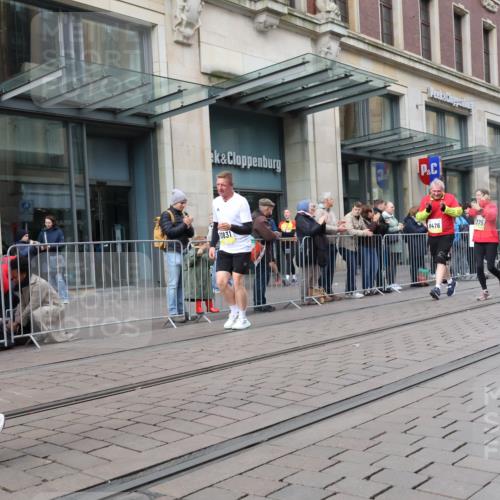 05.10.2025 - 20. swb-Marathon Bremen Strokosch-Dieckow http://msf.ph/oto/9279021 05.10.2025 11:15:30 Ziel 8476, 9567, 10355, 10831, 10846, 11375, 11440, 8476, 9567, 10355, 10831, 10846, 11375, 11440 meine-sportfotos.de