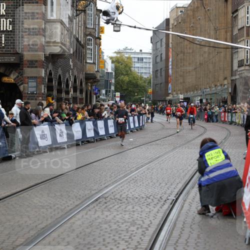 05.10.2025 - 20. swb-Marathon Bremen Yannick Fuchs http://msf.ph/oto/9279030 05.10.2025 12:42:35 Ziel 456, 1921 meine-sportfotos.de