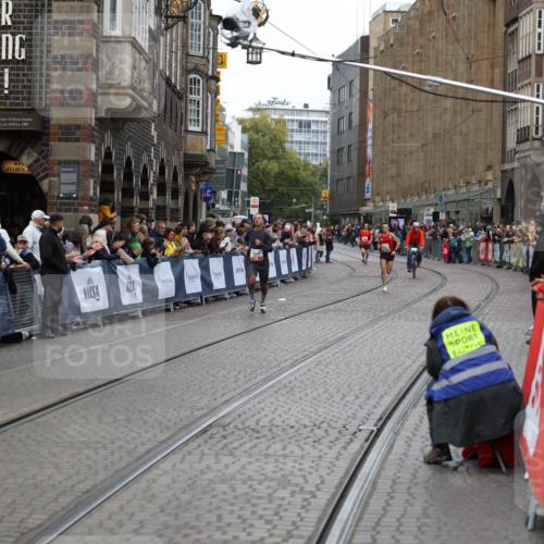 05.10.2025 - 20. swb-Marathon Bremen Yannick Fuchs http://msf.ph/oto/9279045 05.10.2025 12:42:35 Ziel 456, 1921 meine-sportfotos.de