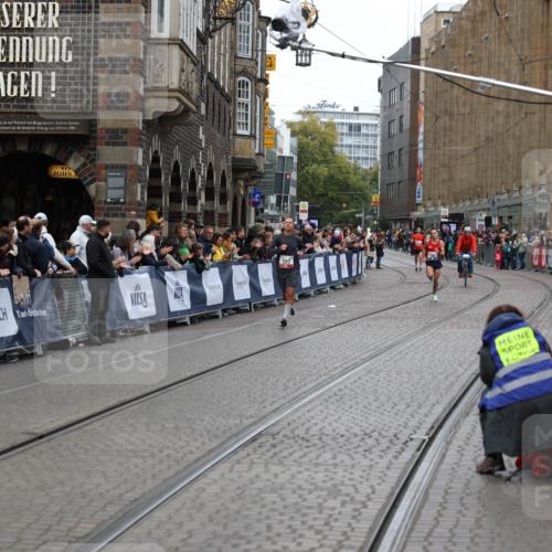05.10.2025 - 20. swb-Marathon Bremen Yannick Fuchs http://msf.ph/oto/9279054 05.10.2025 12:42:35 Ziel 456, 1921 meine-sportfotos.de