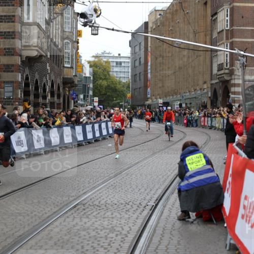 05.10.2025 - 20. swb-Marathon Bremen Yannick Fuchs http://msf.ph/oto/9279167 05.10.2025 12:42:37 Ziel 1921 meine-sportfotos.de