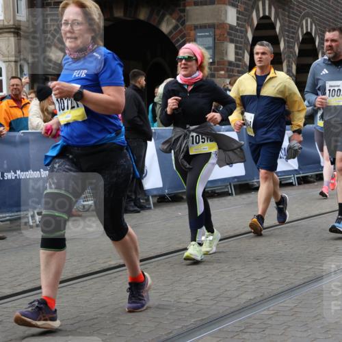 05.10.2025 - 20. swb-Marathon Bremen Strokosch-Dieckow http://msf.ph/oto/9279341 05.10.2025 11:13:59 Ziel 9012, 9342, 9631, 9667, 10000, 10036, 10512, 10721, 11541, 11548 meine-sportfotos.de