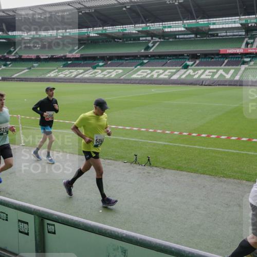 05.10.2025 - 20. swb-Marathon Bremen Michael Burmester http://msf.ph/oto/9279458 05.10.2025 13:01:07 Laufen im Stadion 52, 58, 72, 156, 335, 440, 488, 575, 1017, 1082, 1116, 1182, 1238, 1273, 1423, 1471, 1893, 1968, 1973, 1998, 2007, 2196, 2235, 2330, 2369, 2433, 2446, 2504, 2661, 2668, 2706, 2712, 2806, 2822, 2995, 3209, 3293, 3360, 3604, 3605, 3877, 3979, 4128, 4216, 4263, 4329, 4502, 4788, 5011, 5048, 5080, 5121, 5150, 5183, 5272, 5329, 5414, 5610, 5663, 5727, 5752, 5836, 5841, 5985, 6027, 6057, 6082, 6440, 6523, 6704, 47, 271, 283, 491, 498, 694, 1606, 1806, 2518, 2745, 2915 meine-sportfotos.de
