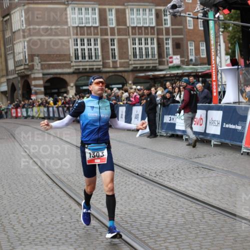 05.10.2025 - 20. swb-Marathon Bremen Yannick Fuchs http://msf.ph/oto/9279775 05.10.2025 12:46:21 Ziel 1303, 1668 meine-sportfotos.de