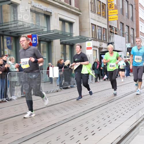 05.10.2025 - 20. swb-Marathon Bremen Strokosch-Dieckow http://msf.ph/oto/9279786 05.10.2025 11:16:12 Ziel 9301, 9563, 9753, 10023, 10083, 10379, 10450, 11020, 11029, 11182, 11358, 11404, 11438, 9301, 9563, 9753, 10023, 10083, 10379, 10450, 11020, 11029, 11182, 11358, 11404, 11438 meine-sportfotos.de