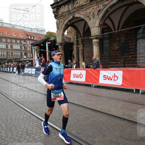 05.10.2025 - 20. swb-Marathon Bremen Yannick Fuchs http://msf.ph/oto/9279861 05.10.2025 12:46:22 Ziel 1303 meine-sportfotos.de