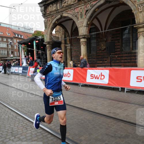 05.10.2025 - 20. swb-Marathon Bremen Yannick Fuchs http://msf.ph/oto/9279879 05.10.2025 12:46:22 Ziel 1303 meine-sportfotos.de