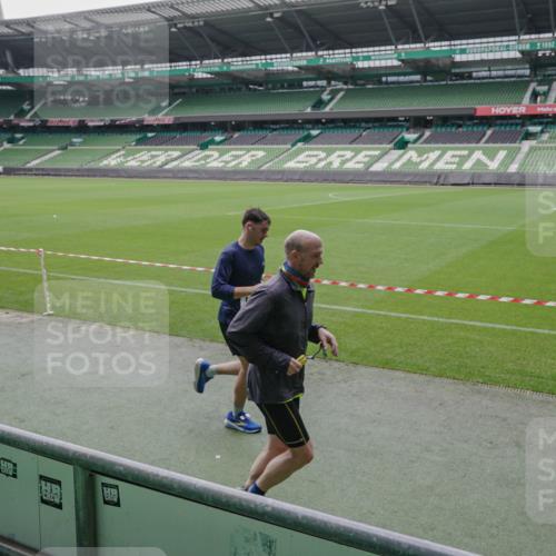 05.10.2025 - 20. swb-Marathon Bremen Michael Burmester http://msf.ph/oto/9279971 05.10.2025 13:02:05 Laufen im Stadion 152, 428, 493, 546, 672, 772, 843, 921, 979, 1030, 1256, 1348, 1361, 1452, 1732, 1744, 1759, 1856, 1893, 1899, 1924, 1933, 1996, 2096, 2102, 2143, 2245, 2272, 2306, 2555, 2565, 2774, 2796, 2910, 2912, 2918, 2991, 3053, 3206, 3208, 3217, 3387, 3525, 3526, 3662, 3663, 3673, 3861, 3877, 3926, 3930, 4017, 4018, 4086, 4129, 4364, 4409, 4444, 4477, 4481, 4564, 4618, 4688, 4705, 4847, 4882, 4947, 4980, 4985, 5309, 5557, 5570, 5580, 5652, 5731, 5893, 5934, 6157, 6328, 6382, 58, 440 meine-sportfotos.de
