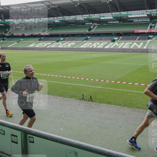 05.10.2025 - 20. swb-Marathon Bremen Michael Burmester http://msf.ph/oto/9280175 05.10.2025 13:02:25 Laufen im Stadion 97, 428, 518, 729, 772, 828, 843, 921, 1030, 1121, 1256, 1348, 1405, 1452, 1704, 1733, 1744, 1856, 1899, 1924, 2143, 2245, 2272, 2306, 2393, 2555, 2772, 2774, 2796, 2910, 2912, 3053, 3206, 3217, 3424, 3525, 3526, 3861, 3917, 3926, 3930, 4017, 4018, 4129, 4322, 4364, 4409, 4444, 4464, 4477, 4481, 4564, 4688, 4705, 4714, 4817, 4847, 4885, 4985, 5570, 5652, 5893, 5934, 6157, 6325, 6328, 6382, 7217, 7433, 7659, 152, 493, 1361, 1759, 1933 meine-sportfotos.de