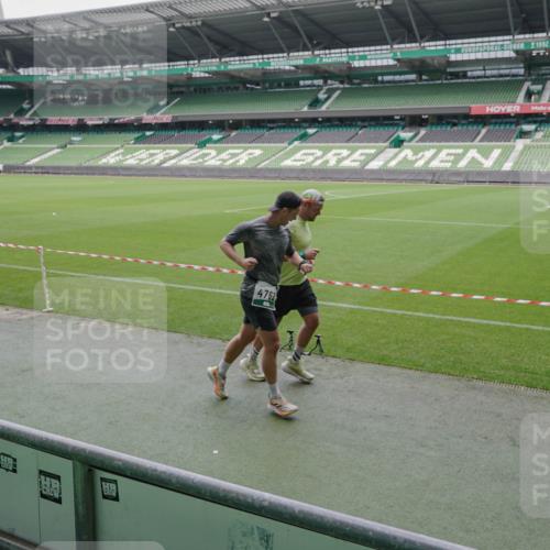 05.10.2025 - 20. swb-Marathon Bremen Michael Burmester http://msf.ph/oto/9280629 05.10.2025 13:03:27 Laufen im Stadion 227, 293, 375, 396, 527, 616, 721, 725, 764, 958, 1067, 1178, 1275, 1331, 1336, 1425, 1469, 1507, 1514, 1568, 1670, 1705, 1836, 1944, 2016, 2339, 2357, 2375, 2407, 2567, 2597, 2696, 2791, 2960, 2984, 3019, 3037, 3147, 3313, 4026, 4321, 4528, 4767, 4769, 5162, 5410, 5431, 5489, 5523, 5527, 5763, 5867, 5884, 5966, 6138, 6145, 6215, 6414, 6417, 6447, 6481, 6666, 7315, 7316, 7407, 7540, 7607, 7653, 8375, 8526, 97, 518, 721, 729, 1121, 1704, 1733, 2393, 2772, 3424, 3917 meine-sportfotos.de
