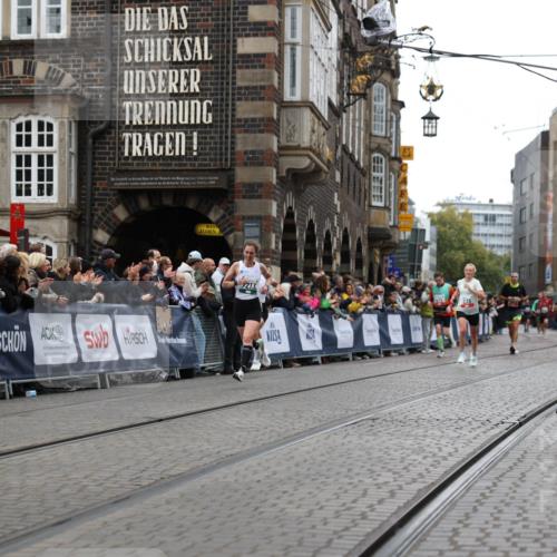 05.10.2025 - 20. swb-Marathon Bremen Yannick Fuchs http://msf.ph/oto/9281008 05.10.2025 12:55:18 Ziel 1231, 2151, 4030 meine-sportfotos.de