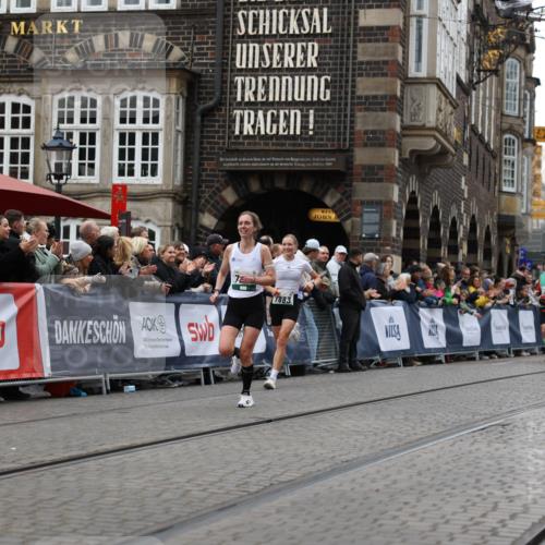 05.10.2025 - 20. swb-Marathon Bremen Yannick Fuchs http://msf.ph/oto/9281063 05.10.2025 12:55:19 Ziel 1231, 4030, 7213 meine-sportfotos.de