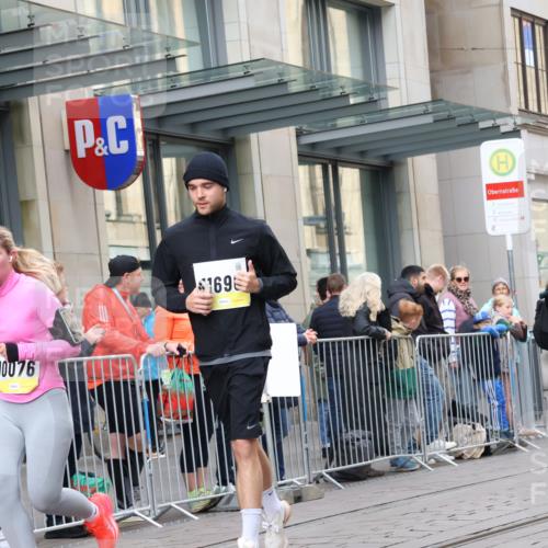 05.10.2025 - 20. swb-Marathon Bremen Strokosch-Dieckow http://msf.ph/oto/9281124 05.10.2025 11:18:08 Ziel 9348, 9465, 9477, 10076, 10198, 10472, 10575, 10795, 10994, 11043, 11690, 9348, 9465, 9477, 10076, 10198, 10472, 10575, 10795, 10994, 11043, 11690 meine-sportfotos.de
