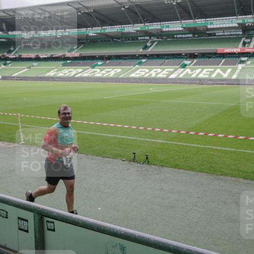05.10.2025 - 20. swb-Marathon Bremen Michael Burmester http://msf.ph/oto/9281398 05.10.2025 13:04:44 Laufen im Stadion 100, 199, 360, 406, 421, 470, 490, 607, 712, 858, 1012, 1061, 1080, 1084, 1132, 1404, 1468, 1478, 1746, 1765, 1834, 1852, 1914, 1997, 2009, 2086, 2333, 2399, 2536, 2584, 2617, 2664, 2802, 2901, 2989, 3008, 3216, 3346, 3413, 3433, 3445, 3483, 3561, 3658, 3901, 4001, 4005, 4187, 4241, 4243, 4244, 4335, 4501, 4524, 4627, 4634, 4637, 4638, 4671, 4757, 4803, 4838, 4840, 4858, 4928, 5082, 5212, 5247, 5286, 5295, 5343, 5446, 5464, 5614, 5832, 5969, 6287 meine-sportfotos.de