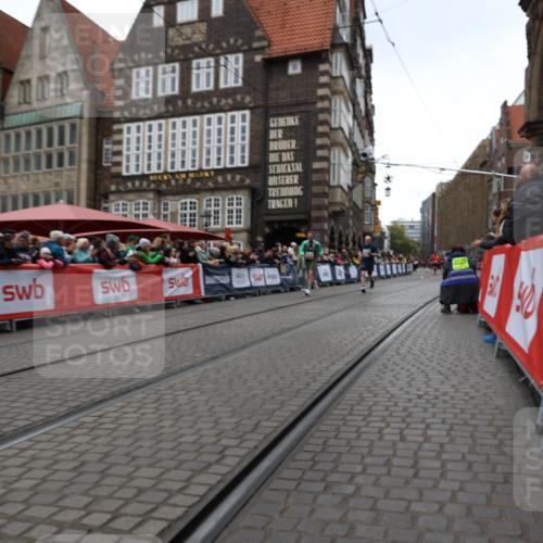 05.10.2025 - 20. swb-Marathon Bremen Yannick Fuchs http://msf.ph/oto/9281733 05.10.2025 12:55:30 Ziel 235, 474, 1443, 2132, 6444, 7883 meine-sportfotos.de