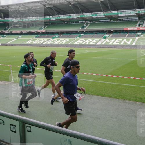 05.10.2025 - 20. swb-Marathon Bremen Michael Burmester http://msf.ph/oto/9281742 05.10.2025 13:05:19 Laufen im Stadion 190, 199, 406, 520, 611, 678, 712, 804, 817, 858, 924, 1061, 1132, 1147, 1228, 1404, 1455, 1480, 1545, 1610, 1702, 1746, 1765, 1834, 1840, 1867, 1990, 2009, 2058, 2187, 2190, 2198, 2399, 2437, 2536, 2584, 2604, 2785, 2802, 2901, 2935, 3008, 3025, 3049, 3216, 3317, 3378, 3380, 3413, 3445, 3450, 3479, 3561, 3799, 3809, 3837, 4055, 4187, 4207, 4241, 4326, 4332, 4376, 4634, 4665, 4671, 4676, 4838, 4855, 4892, 4904, 5176, 5286, 5295, 5382, 5614, 5904, 6283 meine-sportfotos.de