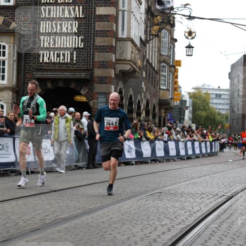 05.10.2025 - 20. swb-Marathon Bremen Yannick Fuchs http://msf.ph/oto/9281788 05.10.2025 12:55:31 Ziel 235, 474, 1443, 1912, 2132, 6444 meine-sportfotos.de