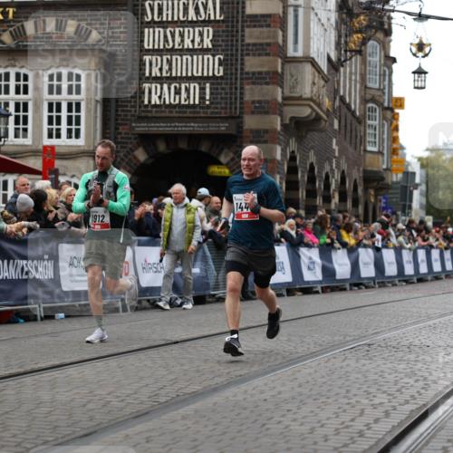 05.10.2025 - 20. swb-Marathon Bremen Yannick Fuchs http://msf.ph/oto/9281795 05.10.2025 12:55:31 Ziel 235, 474, 1443, 1912, 2132, 6444 meine-sportfotos.de
