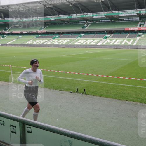 05.10.2025 - 20. swb-Marathon Bremen Michael Burmester http://msf.ph/oto/9281808 05.10.2025 13:05:25 Laufen im Stadion 190, 199, 406, 520, 611, 678, 712, 804, 817, 858, 924, 1061, 1132, 1147, 1228, 1404, 1455, 1480, 1545, 1610, 1702, 1746, 1765, 1834, 1840, 1867, 1990, 2009, 2058, 2187, 2190, 2198, 2437, 2536, 2584, 2604, 2785, 2802, 2902, 2935, 3008, 3025, 3049, 3216, 3317, 3378, 3380, 3413, 3445, 3450, 3479, 3561, 3799, 3809, 3837, 3853, 4055, 4187, 4207, 4241, 4326, 4332, 4376, 4563, 4634, 4665, 4671, 4676, 4831, 4855, 4892, 4904, 4983, 5176, 5286, 5295, 5362, 5382, 5614, 5824, 5904, 6283 meine-sportfotos.de