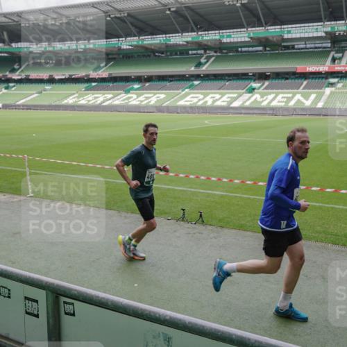 05.10.2025 - 20. swb-Marathon Bremen Michael Burmester http://msf.ph/oto/9281836 05.10.2025 13:05:27 Laufen im Stadion 190, 199, 406, 520, 611, 678, 712, 804, 817, 858, 924, 1061, 1132, 1147, 1228, 1404, 1455, 1480, 1545, 1610, 1702, 1746, 1765, 1840, 1867, 1990, 2009, 2058, 2187, 2190, 2198, 2437, 2536, 2584, 2604, 2785, 2802, 2902, 2935, 3008, 3025, 3049, 3216, 3317, 3378, 3380, 3413, 3445, 3450, 3479, 3561, 3799, 3809, 3837, 3853, 4055, 4187, 4207, 4241, 4326, 4332, 4376, 4563, 4641, 4665, 4671, 4676, 4831, 4855, 4892, 4904, 4983, 5176, 5286, 5295, 5362, 5382, 5614, 5824, 5904, 6283 meine-sportfotos.de
