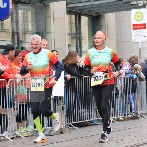 05.10.2025 - 20. swb-Marathon Bremen Strokosch-Dieckow http://msf.ph/oto/9282019 05.10.2025 11:20:41 Ziel 9405, 10012, 10361, 10362, 10913, 11643, 9405, 10012, 10361, 10362, 10913, 11643 meine-sportfotos.de