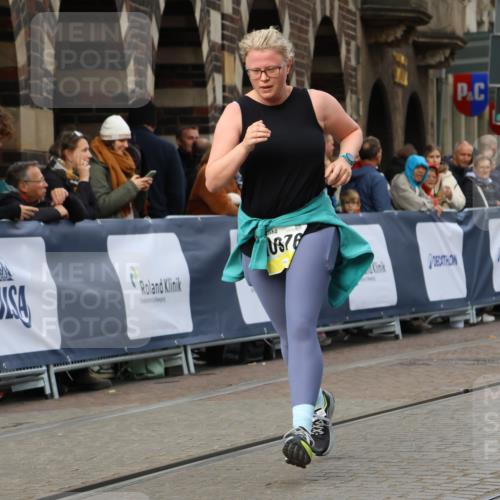 05.10.2025 - 20. swb-Marathon Bremen Strokosch-Dieckow http://msf.ph/oto/9282262 05.10.2025 11:15:28 Ziel 8844, 9959, 10976, 11112, 11113 meine-sportfotos.de
