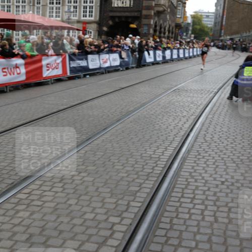 05.10.2025 - 20. swb-Marathon Bremen Yannick Fuchs http://msf.ph/oto/9282459 05.10.2025 12:57:53 Ziel 1088, 2168, 2909, 4635 meine-sportfotos.de