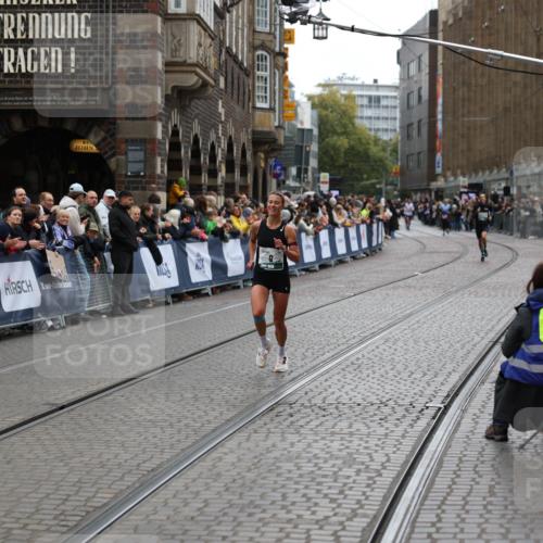 05.10.2025 - 20. swb-Marathon Bremen Yannick Fuchs http://msf.ph/oto/9282520 05.10.2025 12:57:55 Ziel 1088, 2168, 2909 meine-sportfotos.de