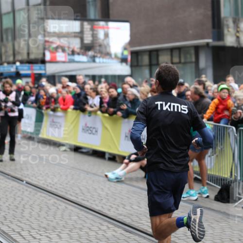 05.10.2025 - 20. swb-Marathon Bremen Yannick Fuchs http://msf.ph/oto/9282723 05.10.2025 12:58:04 Ziel 9, 6903 meine-sportfotos.de