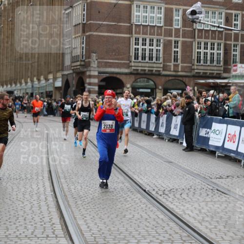 05.10.2025 - 20. swb-Marathon Bremen Yannick Fuchs http://msf.ph/oto/9282903 05.10.2025 12:59:18 Ziel 2130, 2385, 4158, 4664, 8053 meine-sportfotos.de