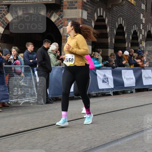 05.10.2025 - 20. swb-Marathon Bremen Strokosch-Dieckow http://msf.ph/oto/9283315 05.10.2025 11:16:25 Ziel 10023, 10083, 10379, 10450, 11029, 11358, 11404 meine-sportfotos.de