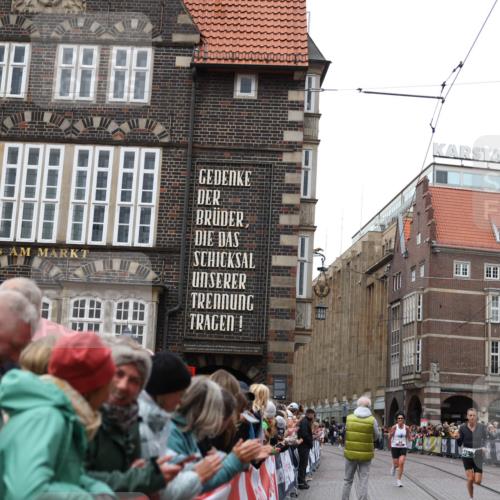 05.10.2025 - 20. swb-Marathon Bremen Yannick Fuchs http://msf.ph/oto/9283500 05.10.2025 13:00:31 Ziel 241, 826, 1615, 2118, 2169, 6633, 7498 meine-sportfotos.de