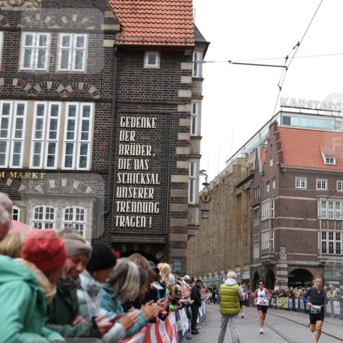05.10.2025 - 20. swb-Marathon Bremen Yannick Fuchs http://msf.ph/oto/9283550 05.10.2025 13:00:32 Ziel 241, 1615, 2118, 2169, 6633, 7498 meine-sportfotos.de