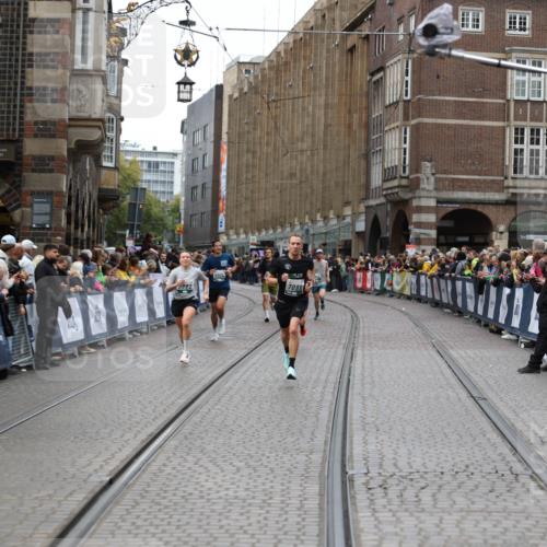 05.10.2025 - 20. swb-Marathon Bremen Yannick Fuchs http://msf.ph/oto/9283869 05.10.2025 13:00:42 Ziel 46, 1612, 7949 meine-sportfotos.de
