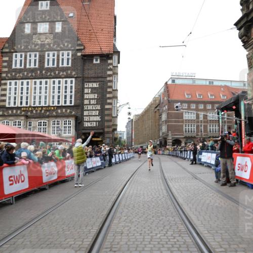 05.10.2025 - 20. swb-Marathon Bremen Yannick Fuchs http://msf.ph/oto/9284133 05.10.2025 13:00:53 Ziel 965, 3251, 3982, 5014, 7099, 7373 meine-sportfotos.de