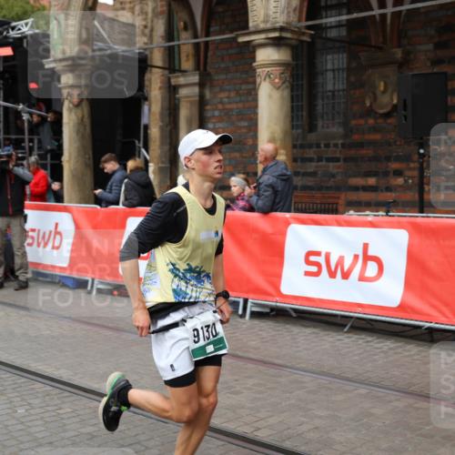 05.10.2025 - 20. swb-Marathon Bremen Yannick Fuchs http://msf.ph/oto/9284213 05.10.2025 13:00:56 Ziel 965, 5014, 7373, 9130 meine-sportfotos.de