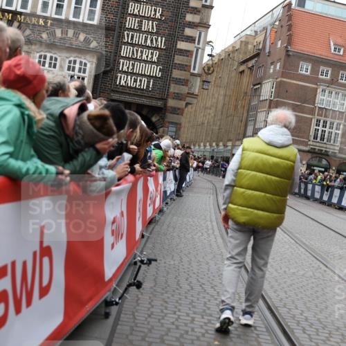 05.10.2025 - 20. swb-Marathon Bremen Yannick Fuchs http://msf.ph/oto/9284256 05.10.2025 13:01:04 Ziel 1645, 9130 meine-sportfotos.de