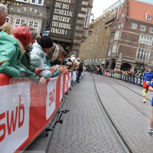 05.10.2025 - 20. swb-Marathon Bremen Yannick Fuchs http://msf.ph/oto/9284282 05.10.2025 13:01:26 Ziel 1626, 2666, 2719, 3150, 3342, 3807, 6150, 7525, 8747 meine-sportfotos.de