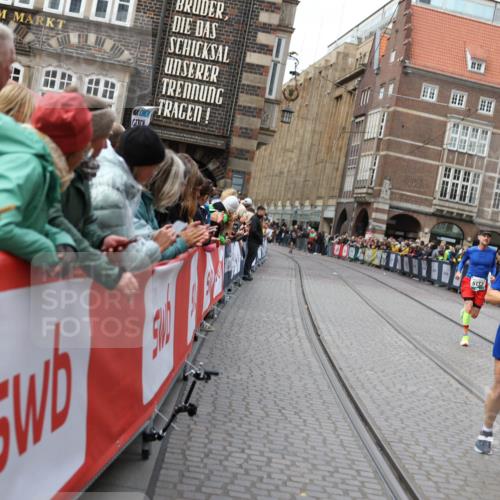 05.10.2025 - 20. swb-Marathon Bremen Yannick Fuchs http://msf.ph/oto/9284288 05.10.2025 13:01:26 Ziel 1626, 2666, 2719, 3150, 3342, 3807, 6150, 7525, 8747 meine-sportfotos.de