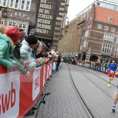 05.10.2025 - 20. swb-Marathon Bremen Yannick Fuchs http://msf.ph/oto/9284298 05.10.2025 13:01:26 Ziel 1626, 2666, 2719, 3150, 3342, 3807, 6150, 7525, 8747 meine-sportfotos.de