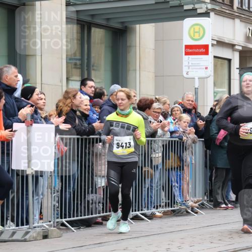 05.10.2025 - 20. swb-Marathon Bremen Strokosch-Dieckow http://msf.ph/oto/9284301 05.10.2025 11:26:56 Ziel  meine-sportfotos.de