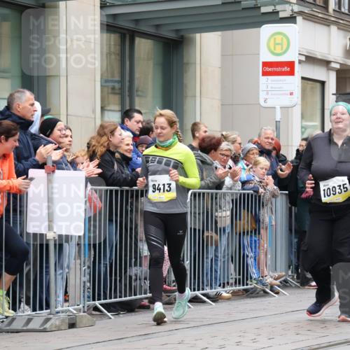 05.10.2025 - 20. swb-Marathon Bremen Strokosch-Dieckow http://msf.ph/oto/9284314 05.10.2025 11:26:57 Ziel  meine-sportfotos.de
