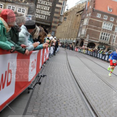 05.10.2025 - 20. swb-Marathon Bremen Yannick Fuchs http://msf.ph/oto/9284323 05.10.2025 13:01:27 Ziel 1626, 2666, 2719, 3150, 3342, 3807, 5132, 6150, 7525 meine-sportfotos.de