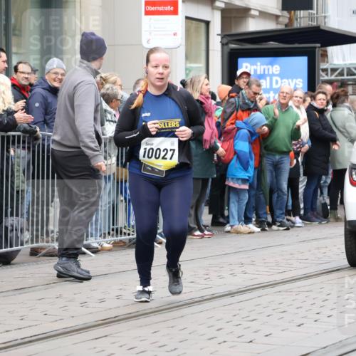 05.10.2025 - 20. swb-Marathon Bremen Strokosch-Dieckow http://msf.ph/oto/9284509 05.10.2025 11:27:37 Ziel  meine-sportfotos.de